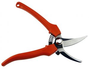 Tijera vendimia curva Altuna 1260 de 18 cm con mango de poliamida